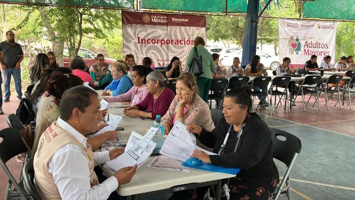 Arranca operativo de entrega de Tarjetas para Mujeres de 60 a 64 años de edad en Torreón