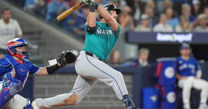Raleigh homers, Polanco drives in 2 runs and Mariners beat Blue Jays 3
