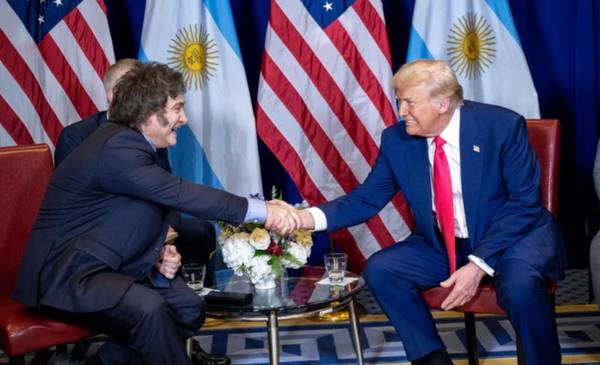 Para Trump, “Argentina lucha por su vida; se está muriendo”
