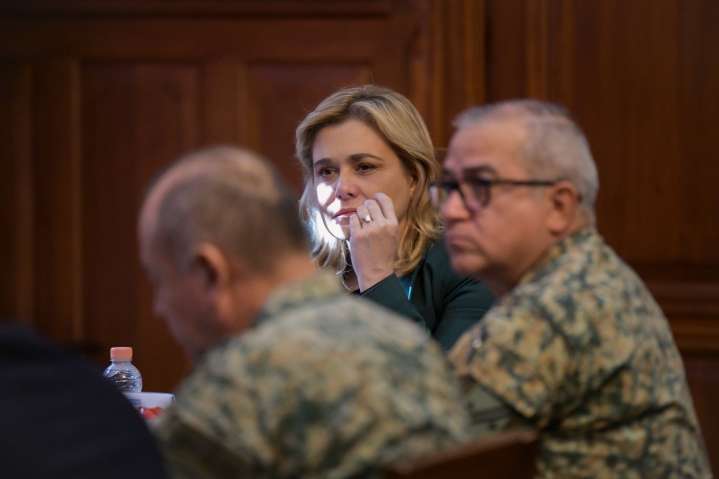 Maru encabeza sesión de la Mesa de Seguridad