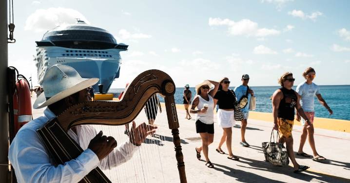 Prevén llegada de 6 millones de turistas en Mahahual: Royal Caribbean
