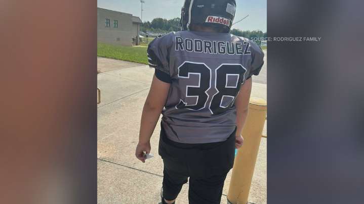 Community gathers to remember 10-Year-Old Alonzo Rodriguez at 10U football game