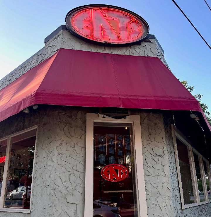 Eats Restaurant Closes After 33 Years In Atlanta