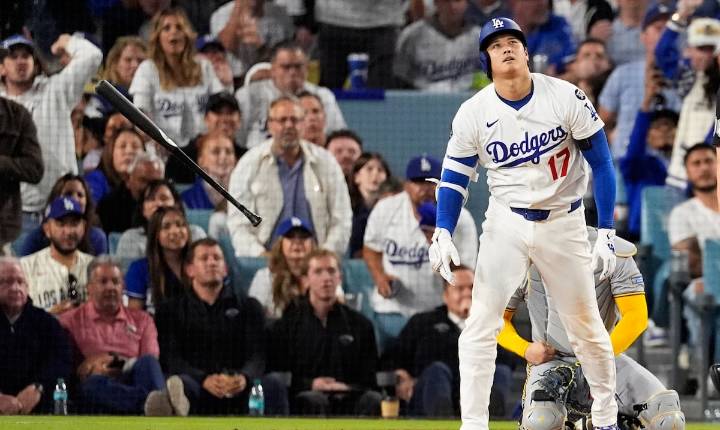 ¡De otro planeta! Ohtani dispara tres jonrones y poncha a 10 para colocar a los Dodgers en la Serie Mundial