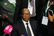 Un tribunal ordena al ex presidente de Sudáfrica devolver 1.6 millones de dólares al Estado
