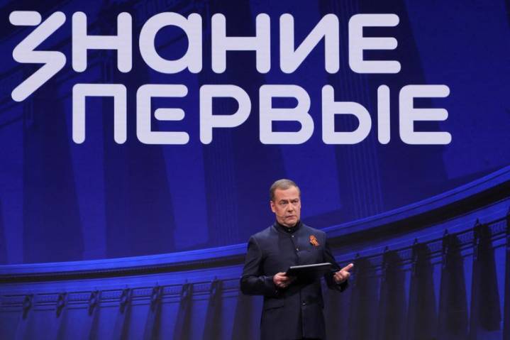Medvedev says Trump’s actions are like an act of war against Russia