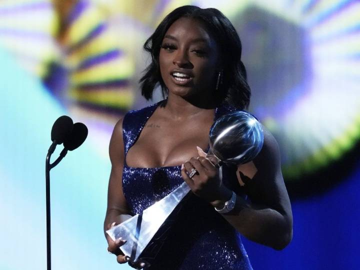 Did Simone Biles confirm she got boob job?