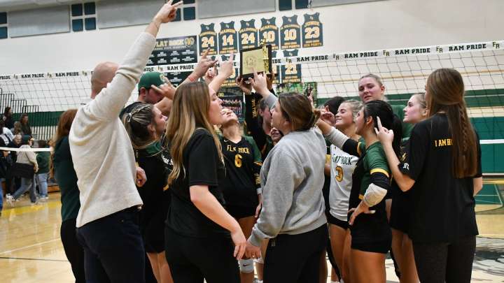 Flat Rock volleyball earns share of league title with win over SMCC