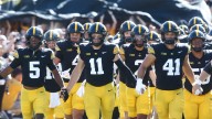 What to know about Iowa, QB Mark Gronowski's status for…