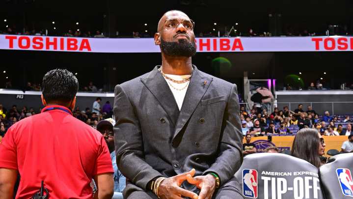 LeBron James is helping the Lakers in film study while he’s sidelined with sciatica
