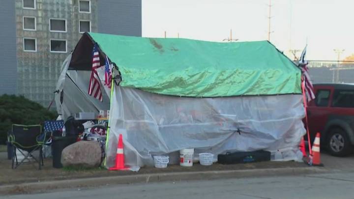 Broadview ICE protesters refuse to remove 'Yes We Canopy' tent despite village order