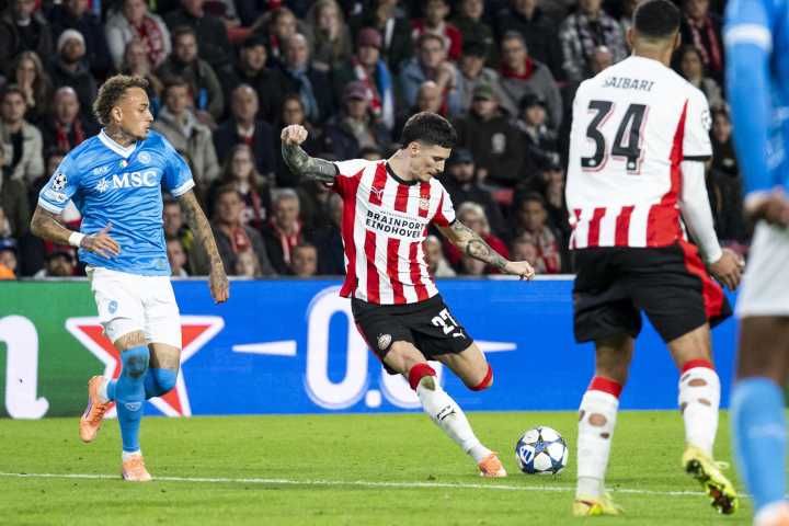 PSV evidenció las carencias del Napoli tras pegarle un baile