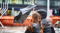 Hay alerta naranja por fuertes vientos de hasta 120 km/h en dos provincias para este miércoles 8 de octubre