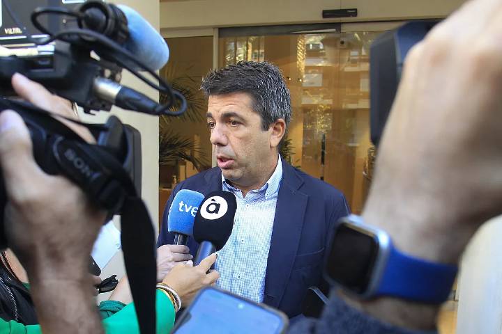 El Gobierno alienta el "razonable" rechazo de las víctimas de la dana a Carlos Mazón pero no deja de convocarle al funeral de Estado