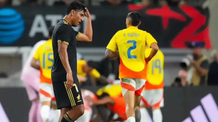 México empata con Ecuador y la afición del Tri estalla en críticas