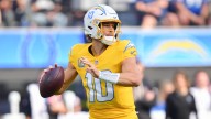 What channel is Thursday Night Football on? Vikings at Chargers, odds