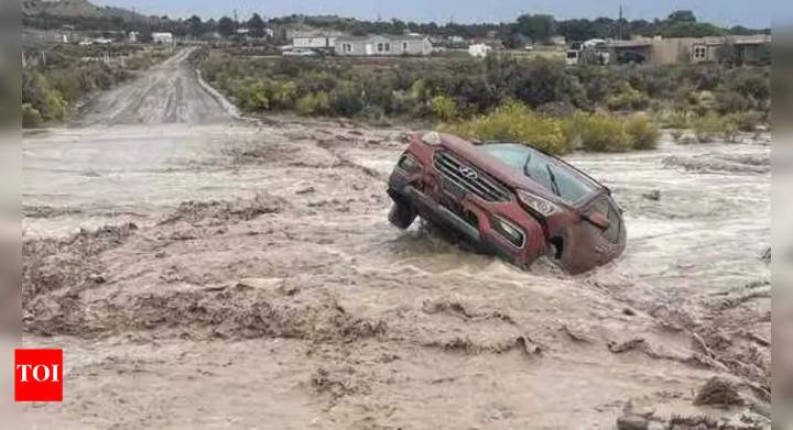 Buildings damaged, power outages: Heavy rains trigger floods and landslides in Mexico, 28 killed