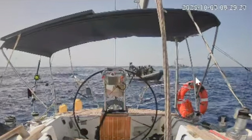 Israel intercepta último barco de flotilla rumbo a Gaza; ministro israelí se burla de los activistas