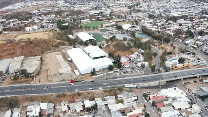 Nogales inicia desmontaje de parte del 'Mega alber...