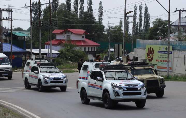 20 J&K Police officers honoured with ‘Kendriya Grih Mantri Dakshata Padak’ for Operation Mahadev