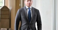 Liberal rebel to face grilling after frontbench exit