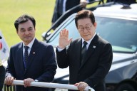 North Korea likely received help from Russia on submarines, South Korea minister says