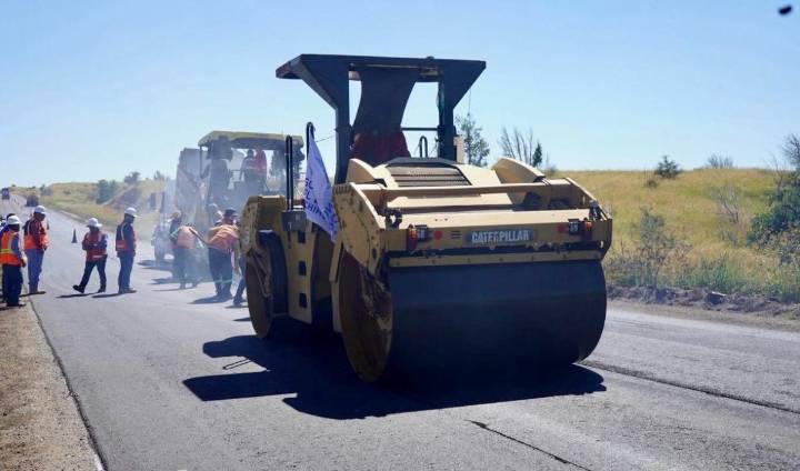 Invierte Gobierno del Estado 86 millones de pesos en la rehabilitación integral de la carretera Chihuahua