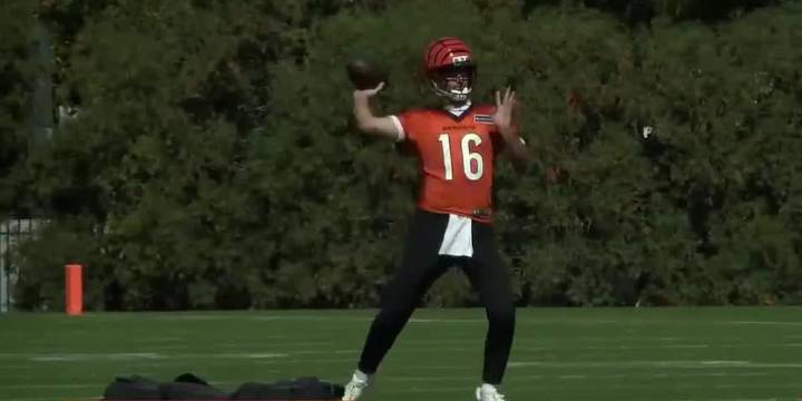 Zac Taylor wastes no time in naming Joe Flacco the Bengals’ starting quarterback