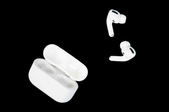Dear Mary: do my AirPods make me look like an imbecile?
