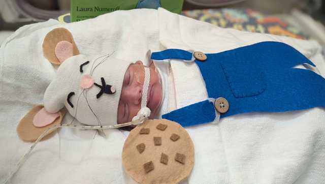 'Storytime in the NICU': Nurses help celebrate Halloween