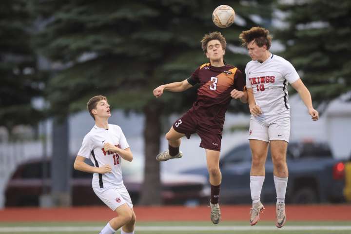 Denfeld boys soccer cruises into section final on a hot streak