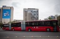 Línea 2 del Metrobús ofrecerá servicio nocturno viernes y sábado
