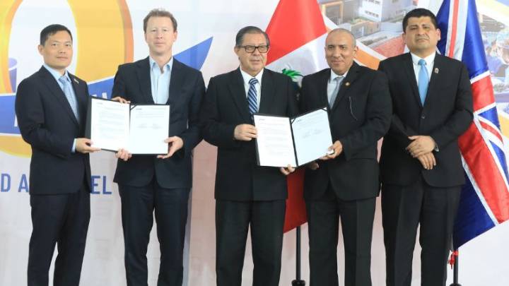 Minsa: firman contrato para la construcción del nuevo Hospital de Alta Complejidad de Piura