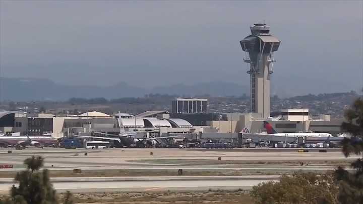 Flight disruptions continue as air traffic controllers brace for their first full missing paychecks
