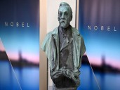 Premio Nobel en Economía reconoce crecimiento impulsado por innovación tecnológica