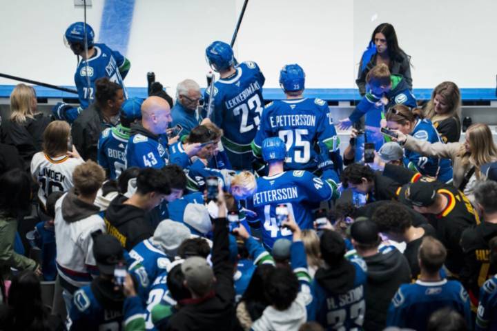 NHL Rumors: The Vancouver Canucks Currently Don’t Want to Give up Their 2026 First