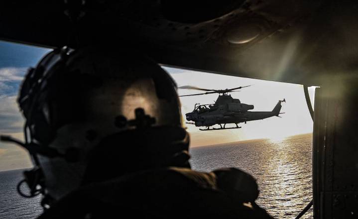 The Washington Post: EE UU despliega helicópteros de combate cerca de Venezuela