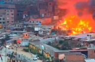 Emergencia en Pamplona Alta: siniestro de código 3 deja más de 300 damnificados
