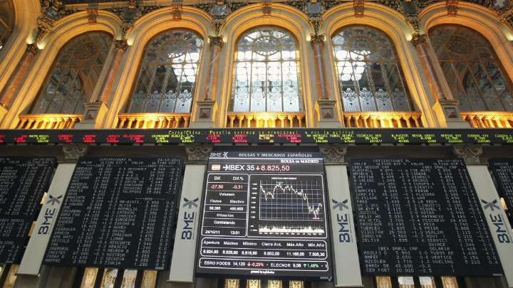 El Ibex 35 cae un 0,39% y se da un respiro en su conquista de máximos