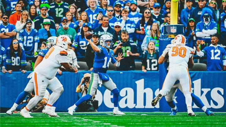 Dave Boling: Seahawks couldn’t stick the landing against Bucs