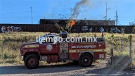 Incendian vagón de tren en la Vialidad Chp