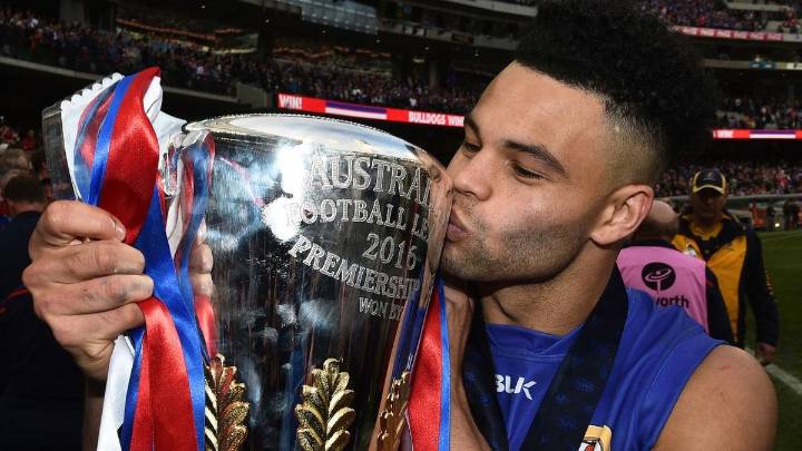 Norm Smith medallist Jason Johannisen let go by Western Bulldogs after 15