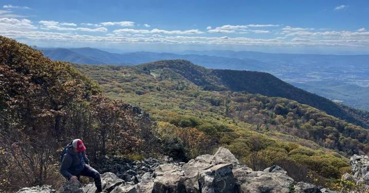 Shenandoah National Park open to visitors, waiting for fall