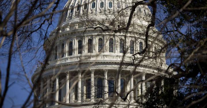 U.S. government shuts down after funding bill fails in Senate