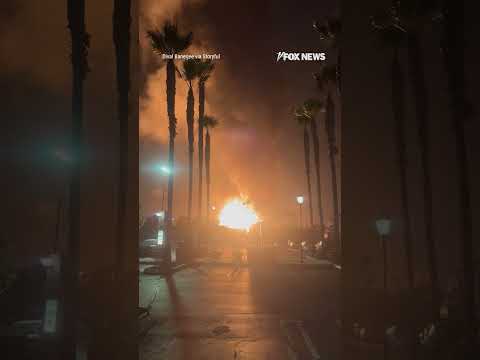 Massive fire ERUPTS at oil refinery near Los Angeles #shorts