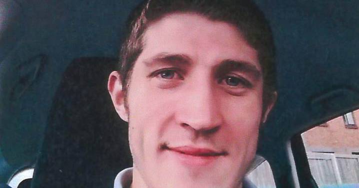 Death-in-custody victim Allan Marshall's family have blasted prison chiefs for halting  roll