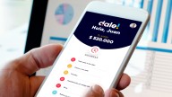 Billeteras digitales impulsan la inclusión financiera en Colombia, pero aumentan los retos en seguridad y educación digital, advierte DataCrédito