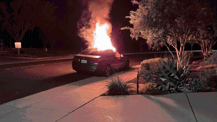 16-year-old in Roseville arrested for string of auto arsons