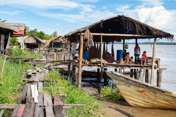 Denuncian deterioro escolar en comunidades fluviales de Delta Amacuro