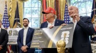 FIFA rechaza comentarios de Trump sobre cambio de sedes de partido para el Mundial